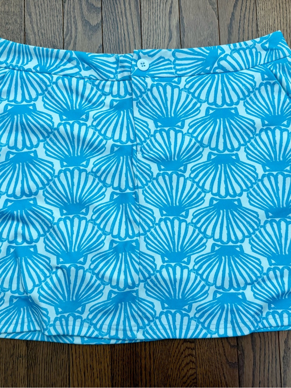 Turquoise Shell-Print Women's Skort, size L